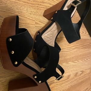 Size 10 open toe heels